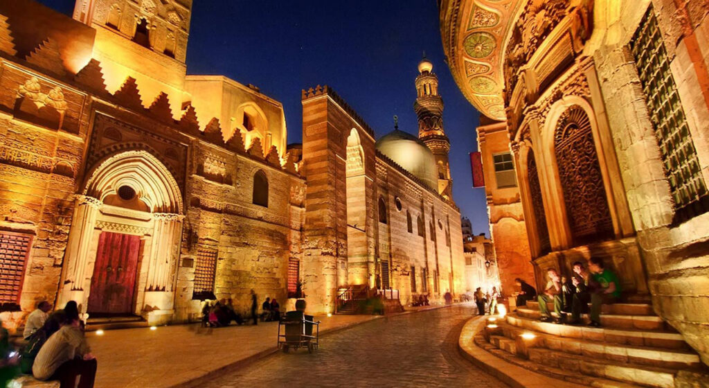 Muizz Street