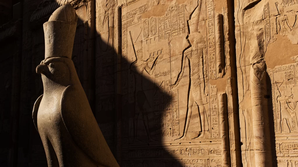 Edfu_temple_Aswan_Egypt 
